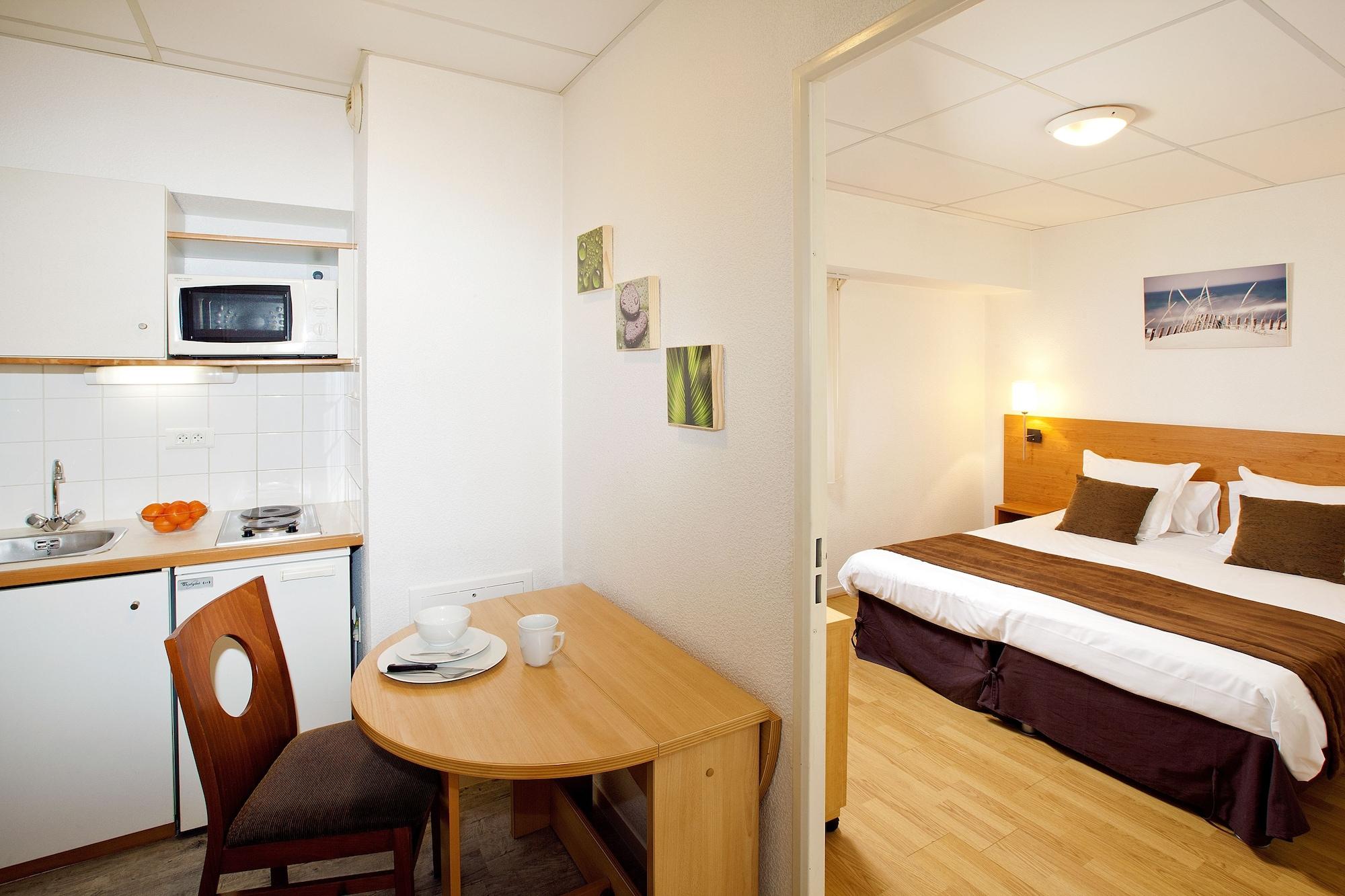 Sejours & Affaires De Bretagne 2*