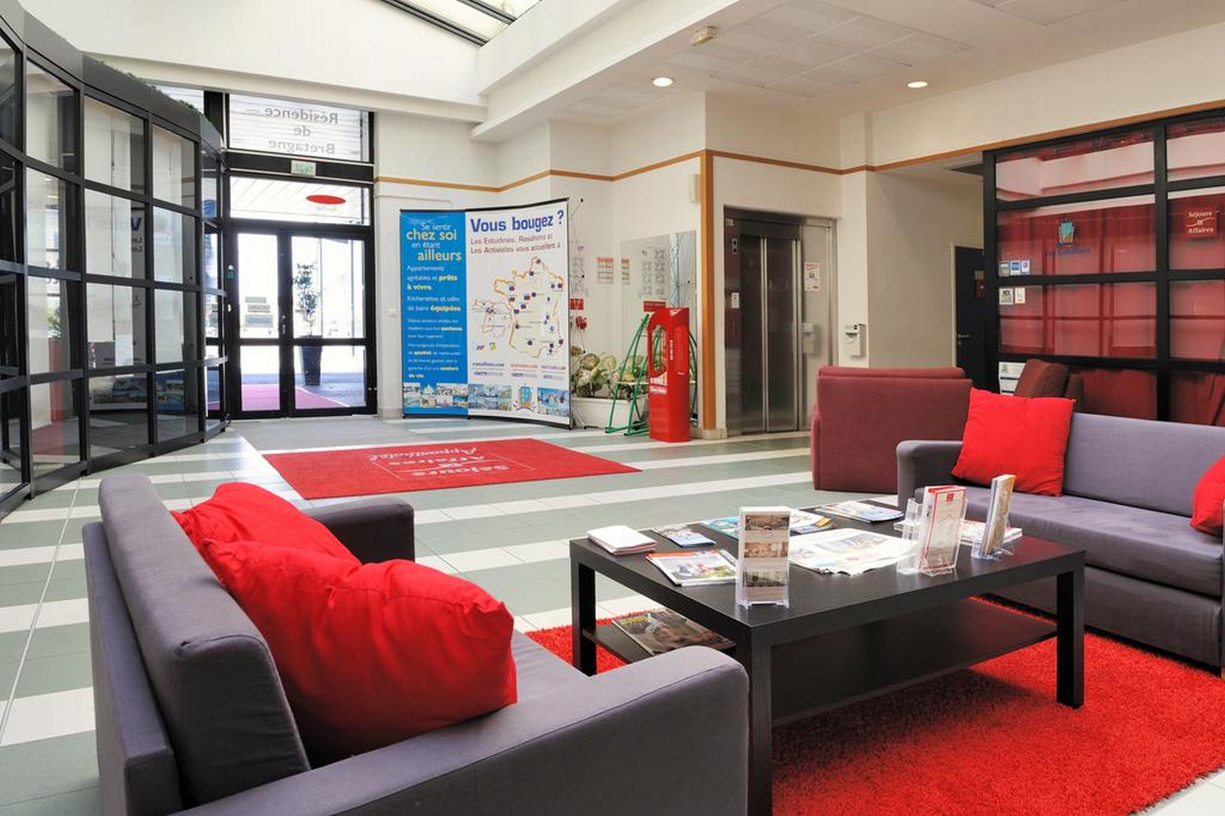 Sejours & Affaires De Bretagne Aparthotel 2*