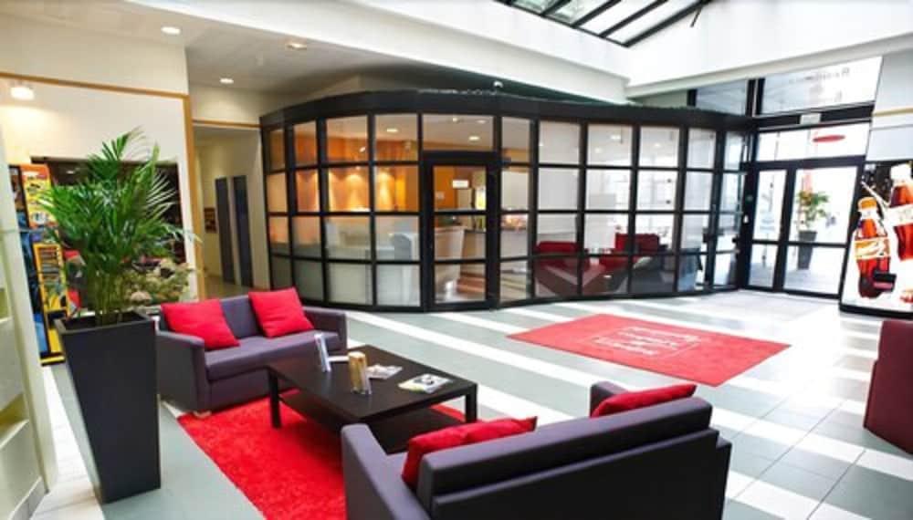 Séjours&affaires De Bretagne Appart hôtel 2*